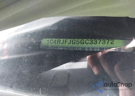 2016 Jeep Grand Cherokee Summit z USA, uszkodzony, nr VIN 1C4RJFJG5GC337372